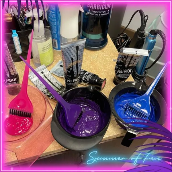 Fresh Pulp Riot hair color by R. Sahlin Beauty